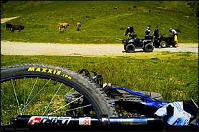 KERUCOV .ro - Fotografie si Webdesign - Traseu de MTB prin Muntii Bucegi, 40 km pe biciclete de Andrei Vocurek