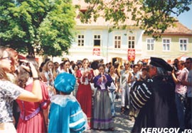 net KERUCOV web - Festivalul de Arta Medievala SIGHISOARA 2002