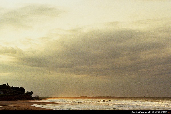 Fotografia: Marea in Soare / The Sea In Sun, KERUCOV .ro © 1997 - 2024 || Andrei Vocurek