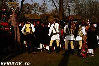 KERUCOV .ro - Fotografie si Webdesign - Florile Dalbe - Muzeul National al Satului Dimitrie Gusti - Colindatori si colinde de Craciun