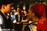 KERUCOV .ro - Fotografie si Webdesign - Florile Dalbe - Muzeul National al Satului Dimitrie Gusti - Colindatori si colinde de Craciun