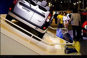 KERUCOV .ro - Fotografie si Webdesign - Salonul International de Automobile SIAB 2007 de Andrei Vocurek