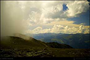 KERUCOV .ro - Fotografie si Webdesign - Muntii Iezer - Papusa, de la Cuca spre Vf. Papusa de Andrei Vocurek