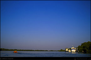 KERUCOV .ro - Fotografie si Jurnale de Calatorie - Delta Dunarii - 3 - Cu barca pe canale in Rezervatie
