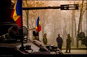 KERUCOV .ro - Fotografie si Jurnale de Calatorie - 1 Decembrie, parada de Ziua Nationala a Romaniei