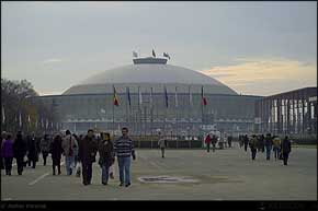 KERUCOV .ro - Fotografie si Jurnale de Calatorie - La Targul de carte Gaudeamus - Carte de invatatura