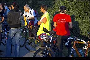 KERUCOV .ro - Fotografie si Jurnale de Calatorie - Velorutia 2009, O zi fara masina MEA in orasul MEU