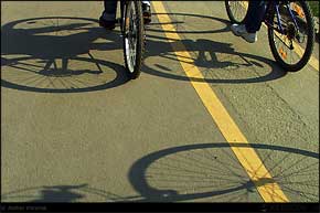 KERUCOV .ro - Fotografie si Jurnale de Calatorie - BikeWalk Editia I - Pentru ca suntem multi!