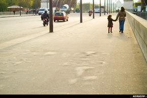 KERUCOV .ro - Fotografie si Jurnale de Calatorie - Excursie in Franta - 1 - Paris: Turnul Eiffel si Sena