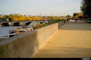 KERUCOV .ro - Fotografie si Jurnale de Calatorie - Excursie in Franta - 1 - Paris: Turnul Eiffel si Sena