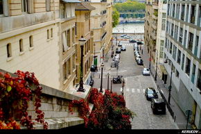 KERUCOV .ro - Fotografie si Jurnale de Calatorie - Excursie in Franta - 1 - Paris: Turnul Eiffel si Sena