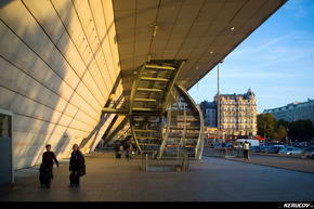 KERUCOV .ro - Fotografie si Jurnale de Calatorie - Excursie in Franta - 2 - Paris: La Defense, Champs Elysees