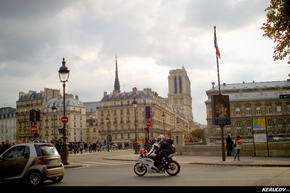 KERUCOV .ro - Fotografie si Jurnale de Calatorie - Excursie in Franta - 4 - Paris: Luvru, Pompidou si Montmartre