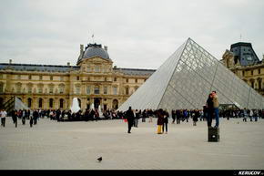 KERUCOV .ro - Fotografie si Jurnale de Calatorie - Excursie in Franta - 4 - Paris: Luvru, Pompidou si Montmartre