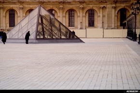 KERUCOV .ro - Fotografie si Jurnale de Calatorie - Excursie in Franta - 4 - Paris: Luvru, Pompidou si Montmartre