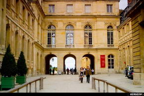 KERUCOV .ro - Fotografie si Jurnale de Calatorie - Excursie in Franta - 7 - Versailles, Paris, Beauvais Tille