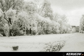 KERUCOV .ro - Fotografie si Jurnale de Calatorie - Experiment in infrarosu prin orasul Bucuresti