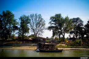 KERUCOV .ro - Fotografie si Jurnale de Calatorie - In Delta Dunarii - 2 - Cu vaporul din Tulcea la Sulina de Andrei Vocurek