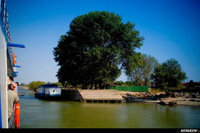 KERUCOV .ro - Fotografie si Jurnale de Calatorie - In Delta Dunarii - 2 - Cu vaporul din Tulcea la Sulina de Andrei Vocurek