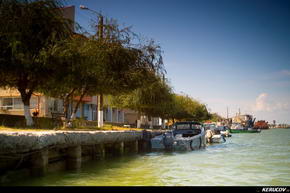 KERUCOV .ro - Fotografie si Jurnale de Calatorie - In Delta Dunarii - 5 - Cu barca pe Canalul Barbosu spre Golful Musura de Andrei Vocurek
