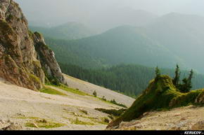 KERUCOV .ro - Fotografie si Jurnale de Calatorie - In Masivul Piatra Craiului 1: La Marele Grohotis de Andrei Vocurek