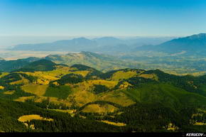 KERUCOV .ro - Fotografie si Jurnale de Calatorie - In Masivul Piatra Craiului 3: Plaiul Foii - Cabana Garofita Pietrei Craiului de Andrei Vocurek