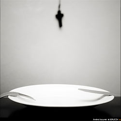 KERUCOV .ro - Fotografie si Jurnale de Calatorie - Contradictie verde, fotografia lunii pe Foto-Magazin.ro