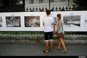 KERUCOV .ro - Fotografie si Jurnale de Calatorie - Vernisaj Ger in arsita verii 2013 - expozitie foto de Andrei Vocurek
