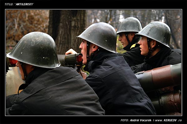 Fotografia Artileristi / , album Orasul oarecare - Puncte peste asfalt / Some City - Spots on the Asphalt, Bucuresti / Bucharest, Romania / Roumanie, KERUCOV .ro © 1997 - 2025 || Andrei Vocurek