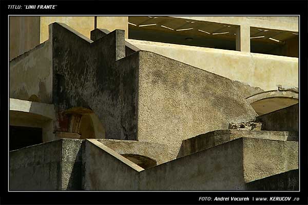Fotografia: Linii frante / , KERUCOV .ro © 1997 - 2025 || Andrei Vocurek