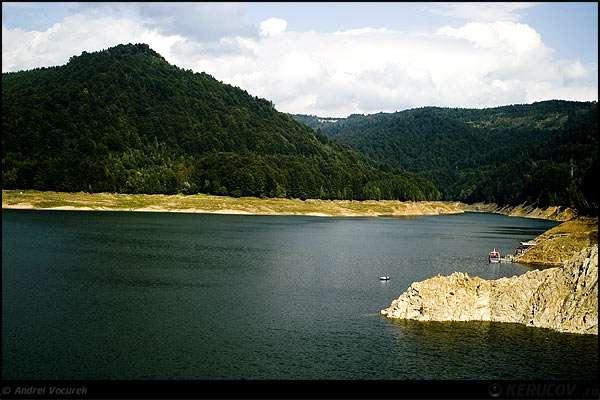 Fotografia Lacul Vidraru / Vidraru, The Lake, album Vremuri si spatii din Romania / Times and Spaces from Romania, Arges, Romania / Roumanie, KERUCOV .ro © 1997 - 2025 || Andrei Vocurek