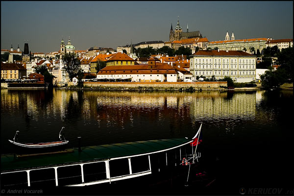 Fotografia: Vedere Castelul din Praga / View of Prague Castle, KERUCOV .ro © 1997 - 2025 || Andrei Vocurek