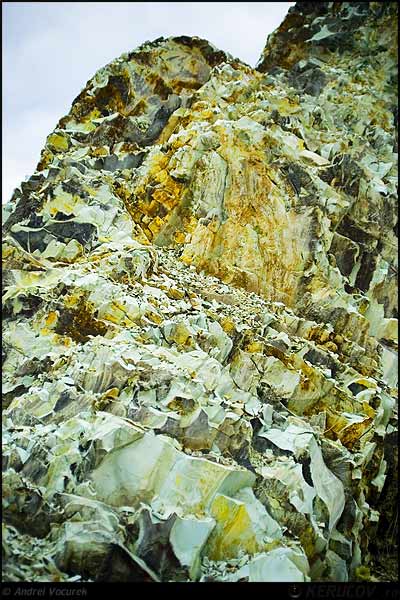 Fotografia Muntele Verde / The Green Mountain, album Pasul peste munti / Step Over Mountains, Slanic Prahova, Romania / Roumanie, KERUCOV .ro © 1997 - 2025 || Andrei Vocurek