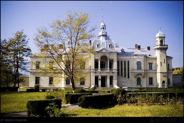 Fotografia: Palatul Ghika / Ghika Palace, KERUCOV .ro © 1997 - 2025 || Andrei Vocurek
