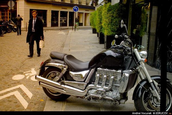 Fotografia Motocicleta / The Motorcycle, album Paris, aici si acolo / Paris, Here And There, Paris, Franta / France, KERUCOV .ro © 1997 - 2024 || Andrei Vocurek
