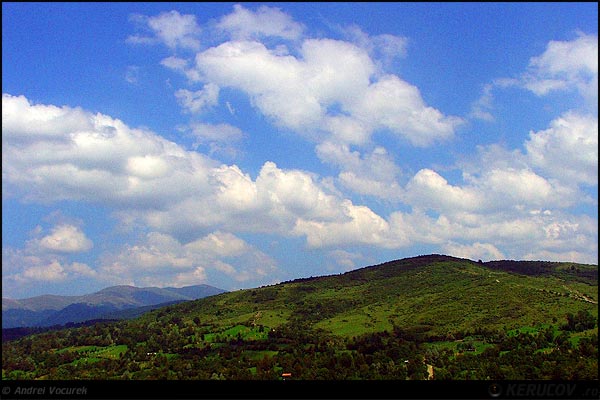 Fotografia: Mai sus / Above, KERUCOV .ro © 1997 - 2024 || Andrei Vocurek