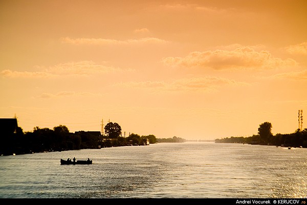 Fotografia: Traversare / Crossing, KERUCOV .ro © 1997 - 2025 || Andrei Vocurek