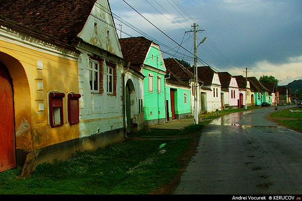 Fotografia Casele / The Houses, album Vremuri si spatii din Romania / Times and Spaces from Romania, Malancrav, Romania / Roumanie, KERUCOV .ro © 1997 - 2025 || Andrei Vocurek