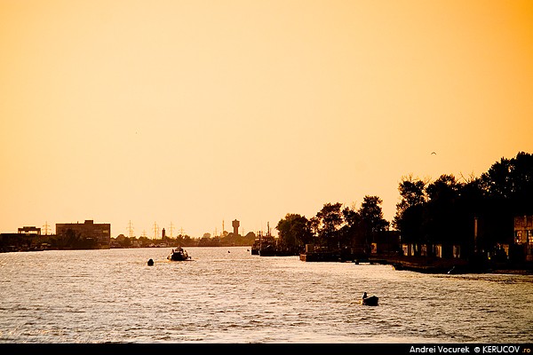 Fotografia: In amurg / In The Twilight, KERUCOV .ro © 1997 - 2025 || Andrei Vocurek