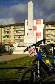 KERUCOV .ro - Fotografie si Webdesign - Traseu MTB Cupa MTB Conpet 2008: Boldesti-Scaeni - Seciu - Pleasa (concurs MTB) de Andrei Vocurek