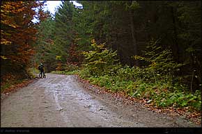 KERUCOV .ro - Fotografie si Jurnale de Calatorie - Traseu MTB Muntii Ciucas: Cheia - Cheile Vaii Stanei - Cabana Ciucas - Cheia de Andrei Vocurek