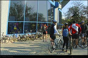 KERUCOV .ro - Fotografie si Jurnale de Calatorie - Traseu MTB Bucuresti - Slobozia - Amara (Cu bicicleta la mare - 1)
