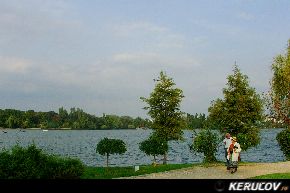 KERUCOV .ro - Fotografie si Jurnale de calatorie - Traseu MTB Bucuresti - Baneasa - Padurea Baneasa de Andrei Vocurek