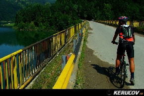 KERUCOV .ro - Fotografie si Webdesign - Traseu MTB Valea Doftanei - Valea Prahovei: Paltinu - Secaria - Comarnic - Breaza - Campina de Andrei Vocurek