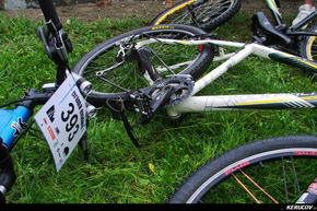 KERUCOV .ro - Fotografie si Jurnale de Calatorie - Traseu MTB Prima Evadare 2011: In Regatul Noroiului (concurs MTB) de Andrei Vocurek