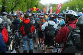 KERUCOV .ro - Fotografie si Jurnale de Calatorie - Traseu MTB Prima Evadare 2011: In Regatul Noroiului (concurs MTB) de Andrei Vocurek