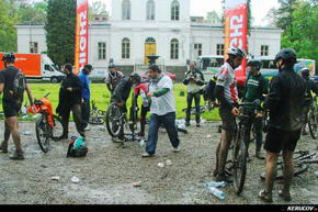 KERUCOV .ro - Fotografie si Jurnale de Calatorie - Traseu MTB Prima Evadare 2011: In Regatul Noroiului (concurs MTB) de Andrei Vocurek