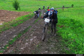 KERUCOV .ro - Fotografie si Jurnale de Calatorie - Traseu MTB Prima Evadare 2011: In Regatul Noroiului (concurs MTB) de Andrei Vocurek