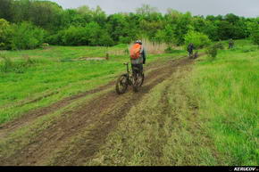 KERUCOV .ro - Fotografie si Jurnale de Calatorie - Traseu MTB Prima Evadare 2011: In Regatul Noroiului (concurs MTB) de Andrei Vocurek