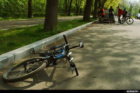 KERUCOV .ro - Fotografie si Jurnale de Calatorie - Traseu MTB Padurea Baneasa - Palatul Ghica (Prima Evadare) de Andrei Vocurek